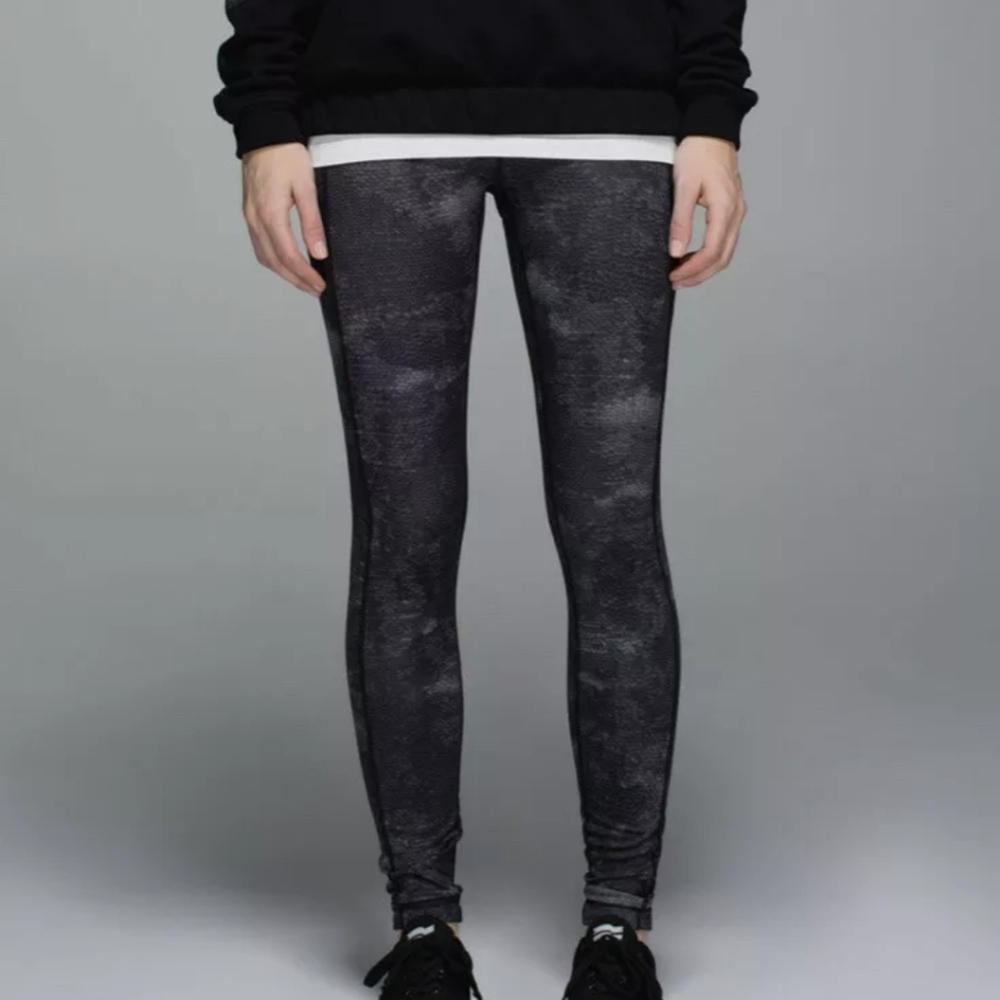 🥳HP🥳Lululemon Speed Tight II Luxtreme Snake Slate Black Gray